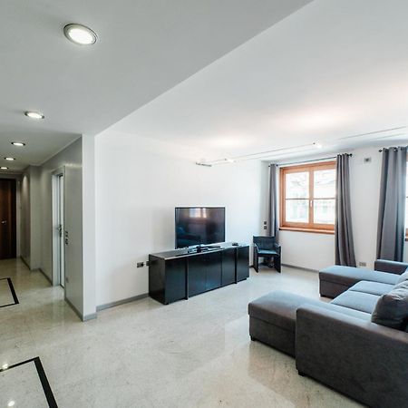 P&P Luxury Apartment Bergamo Luaran gambar